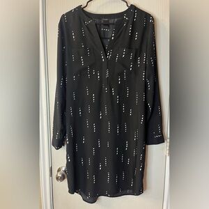 🛍️Ann Taylor Small Black and White Dress